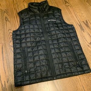 Lightweight insulated vest with Omni-heat